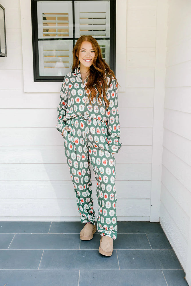 Seasons Greetings Pajama Set
