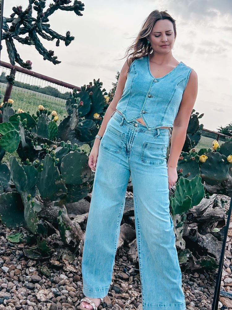 Audrey Jeans- Zurie